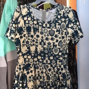 XL LulaRoe Amelia